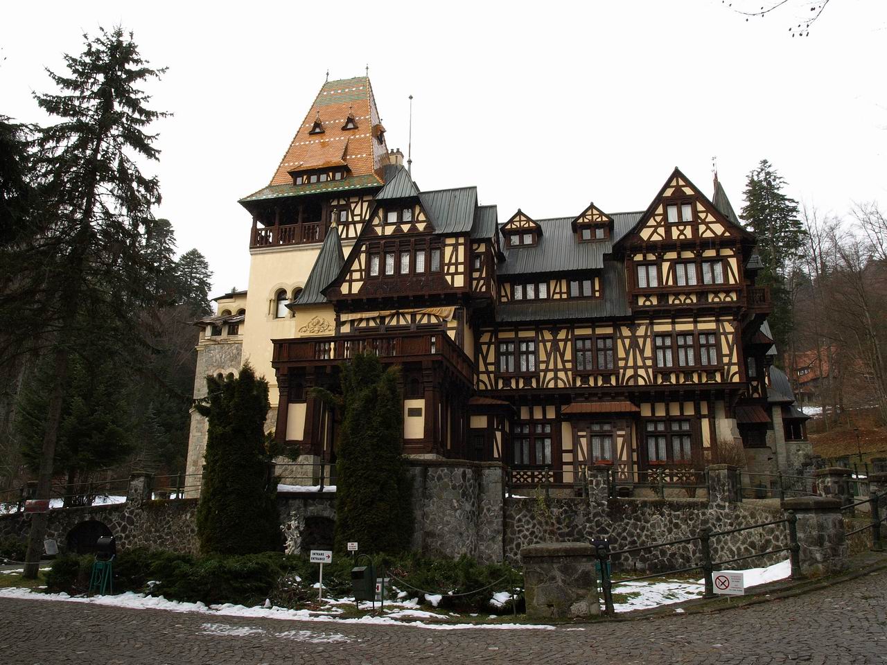 Pelisor Castle